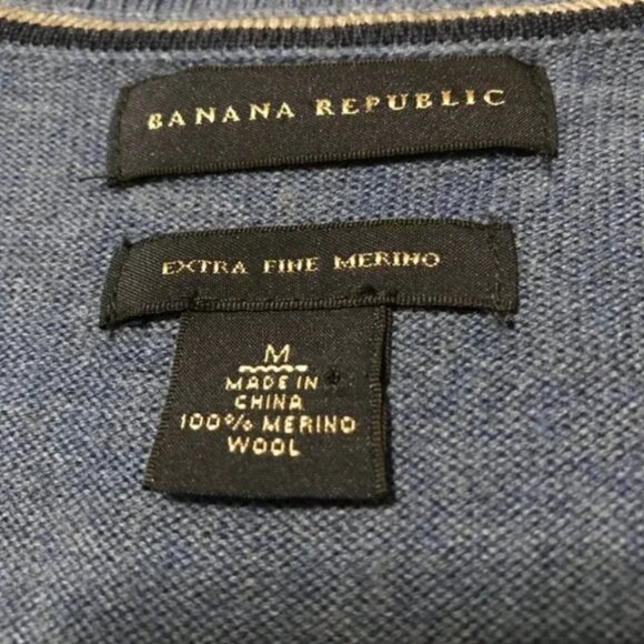 Banana Republic Extra Fine Merino Wool Sweater - Picture 2 of 8